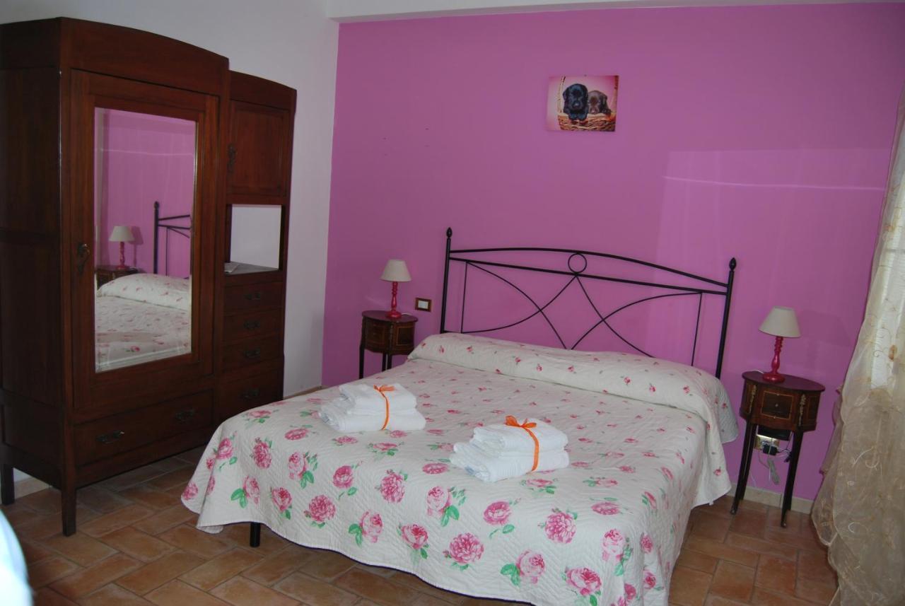 Le Terre Di Bac Bed and Breakfast Borgo Montenero Buitenkant foto